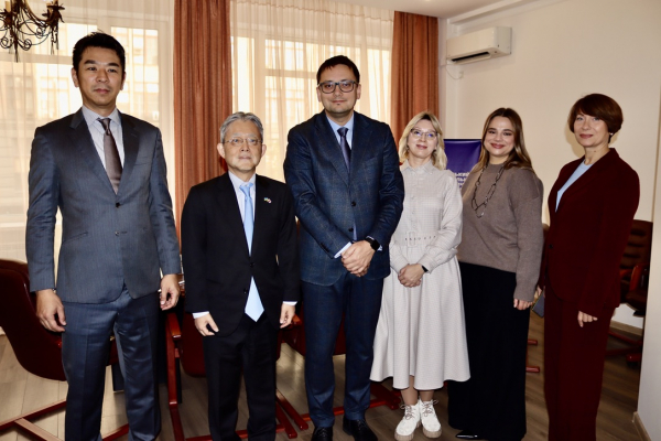 Візит Надзвичайного і Повноважного Посла Японії до КНЛУ